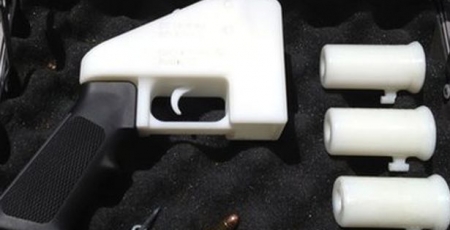 Американцы печатают оружие