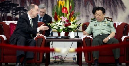 США призывают к более тесному военному сотрудничеству с КНР