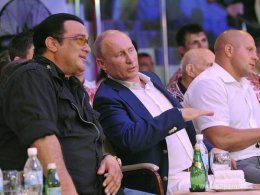 Звезда Голливуда будет рекламировать российское оружие Звезда Голливуда будет рекламировать российское оружие